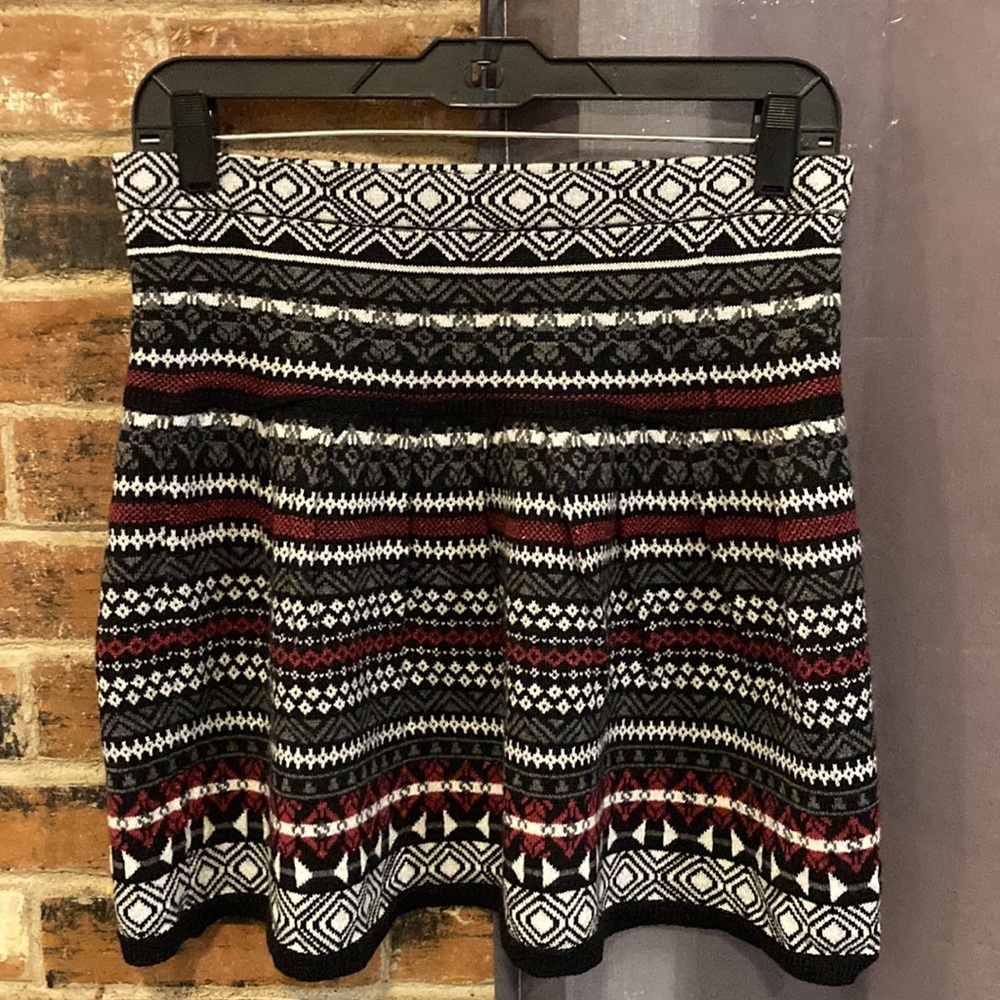 Princess Vera Wang Mini Skirt— Size Medium